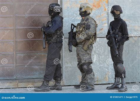 Police Special Forces in Action Stock Image - Image of dangerous, antiterrorism: 31851471