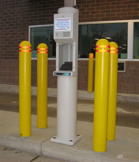 1/4" Heavy-Duty Bollard Covers Available In Any Color - J&P Site Experts