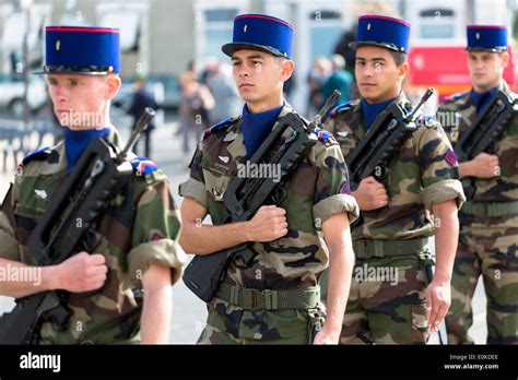 Soldiers in the French military attending parade and marching in Pau Stock Photo: 69269158 - Alamy