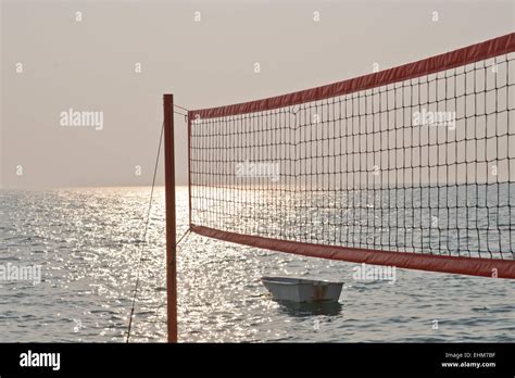 beach volleyball net Stock Photo - Alamy