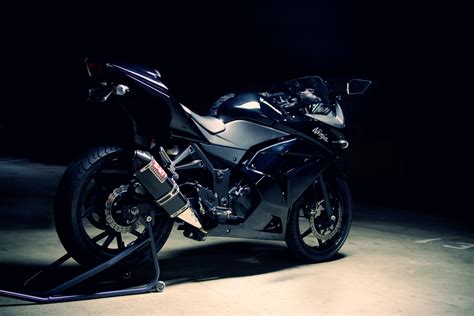 Fast Bikes Online: Kawasaki Ninja 250R Black