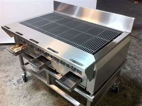 Things to Consider before Choosing a Commercial Gas Grill