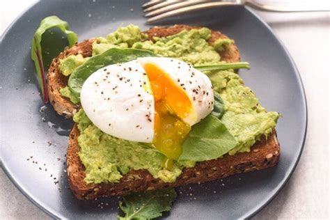 Avocado Egg (Poached) Toast | The Adventure Bite