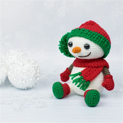 Crochet snowman in Christmas outfit - printable PDF – Amigurumi Today Shop