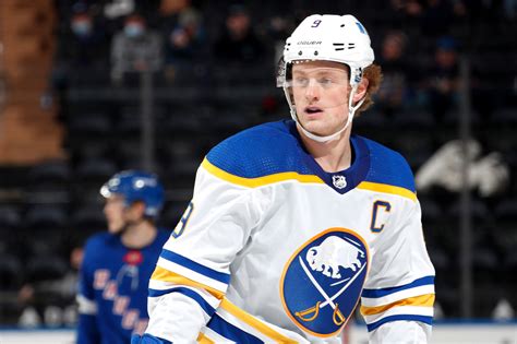 Jack Eichel sounds miserable with Sabres after injury ‘disconnect’