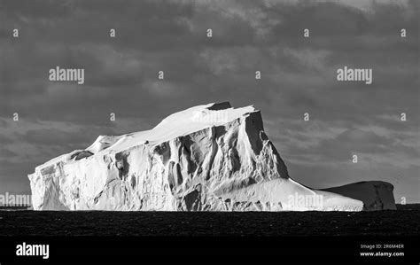 Iceberg fragment Black and White Stock Photos & Images - Alamy