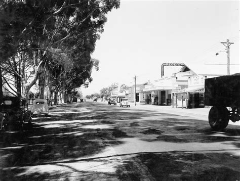 James Street, Guildford [picture] - JPG 500.4 KB