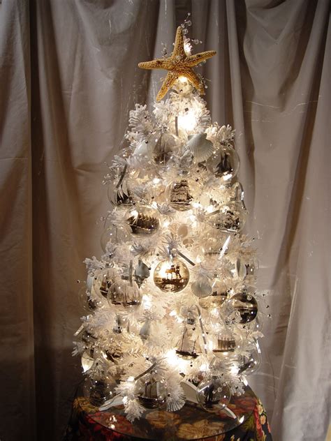 Nautical Christmas Tree | Nautical christmas, Nautical christmas tree ...