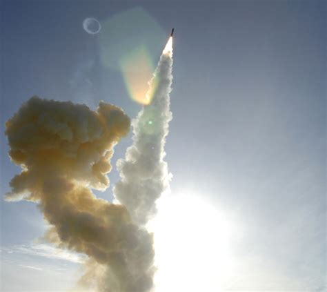 Two-Stage Interceptor Missile Succeeds in First Flight Test - SpaceNews