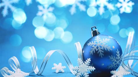 Blue Christmas Ornaments Wallpapers - 4k, HD Blue Christmas Ornaments ...