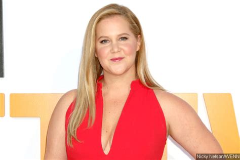 Amy Schumer Hospitalized Due to 'Horrible' Kidney Infection