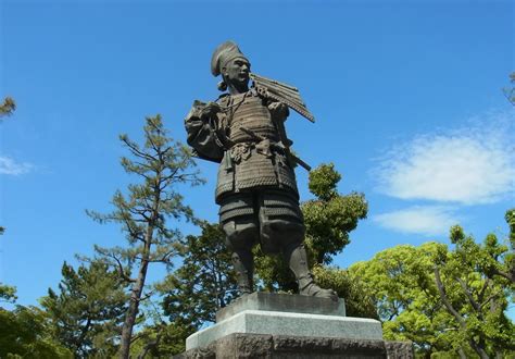 Statue of Oda Nobunaga (Illustration) - World History Encyclopedia