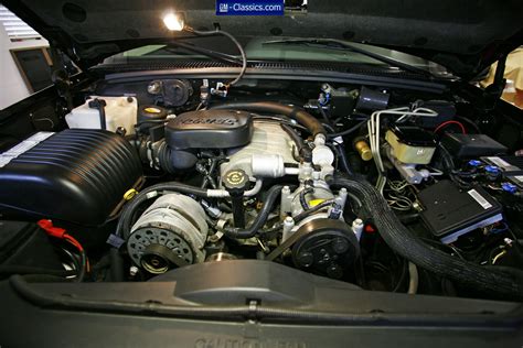Chevy Silverado Vortec Engine