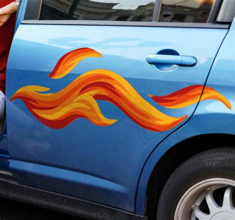 Racing flame Car decal - TenStickers