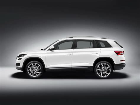 Skoda Kodiaq 7-seater SUV officially unveiled - ForceGT.com