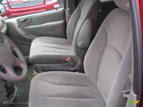 2002 Chrysler Voyager LX Interior Color Photos | GTCarLot.com