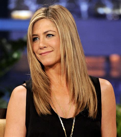 Jen Aniston on Leno- side view of great layers | Jennifer aniston hair, Angled hair, Long hair ...