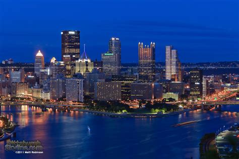 Downtown Pittsburgh Skyline at night - PittsburghSkyline.com - Original ...