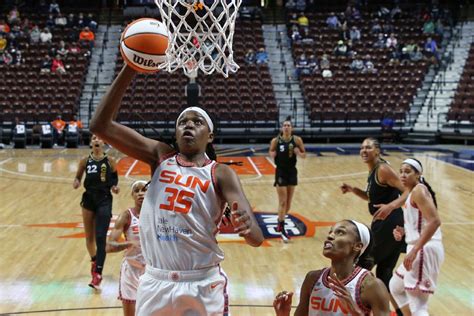 Jonquel Jones Named WNBA MVP, Sun Racks Up Awards - ActionPush