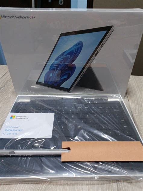 Microsoft Surface Pro 7+ come with Microsoft Surface Pro Keyboard and Free Microsoft Original ...