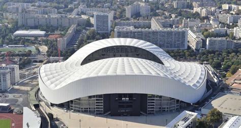 Le stade Vélodrome - Découvrir Marseille, tourisme et culture