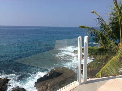 Kona Private Oceanfront Luxury Home with Beach and Jacuzzi. STRV-19-355701 - Kahaluu Bay ...