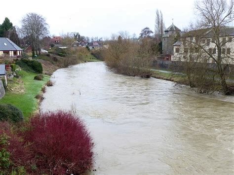 Swollen River Severn from Long Bridge,... © Penny Mayes :: Geograph ...