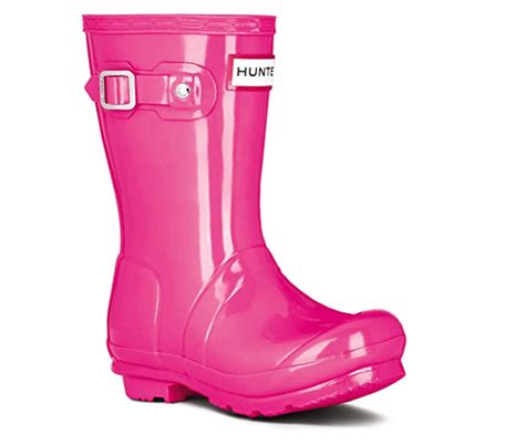 toddler rain boots - Happy Mama Tales