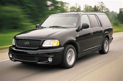 2001 Ford Expedition Buyer's Guide: Reviews, Specs, Comparisons