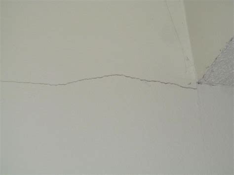 What Causes Cracks In Walls And Ceilings ~ Wallpaper Hd Bradford