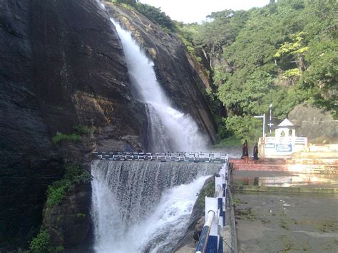 Courtallam Falls Packages - Best Waterfall Tour Package - Trip'n Halt