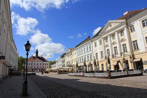 Guided tour in Tartu Old Town