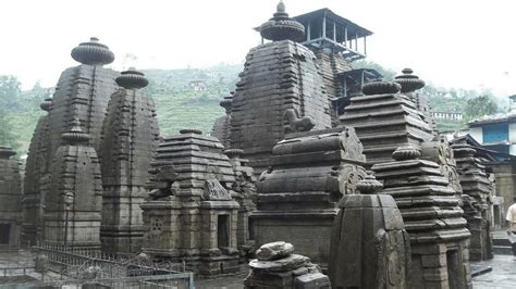 17 Must See Locally Popular Temples in Uttarakhand