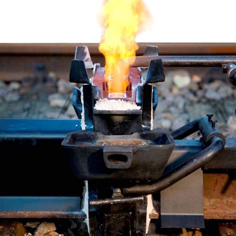 Thermit®welding processes incl. all consumables - Goldschmidt-Thermit-RAILSERVICE