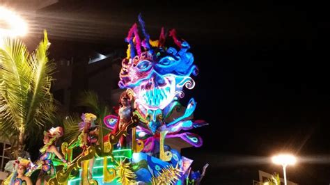 A Complete Guide To Mazatlan Carnaval - A Couple of Drifters