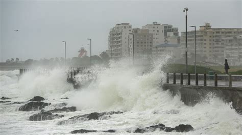 Level 6 warning: Cape Town brace yourselves for further cold and wet ...