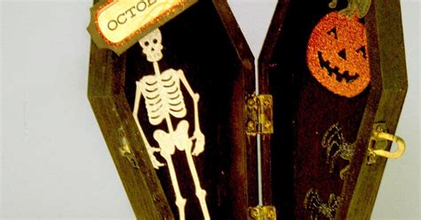 Oh My Crafts Blog: Coffin Box Halloween Decor