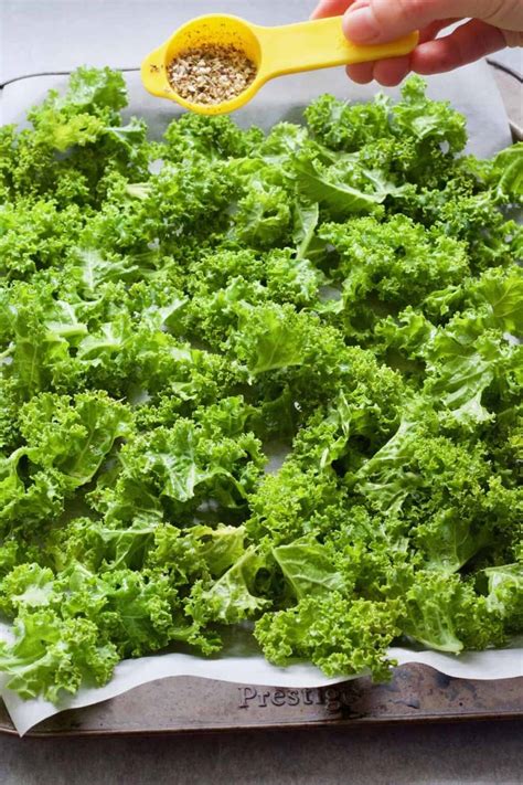 Kale Crisps Recipe - Jo's Kitchen Larder