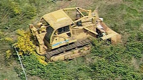 Man held on $1 million bail after bulldozer rampage | KATU