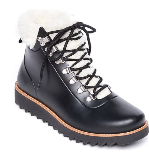 24 of the Absolute Best Shoes for the Snow | Who What Wear