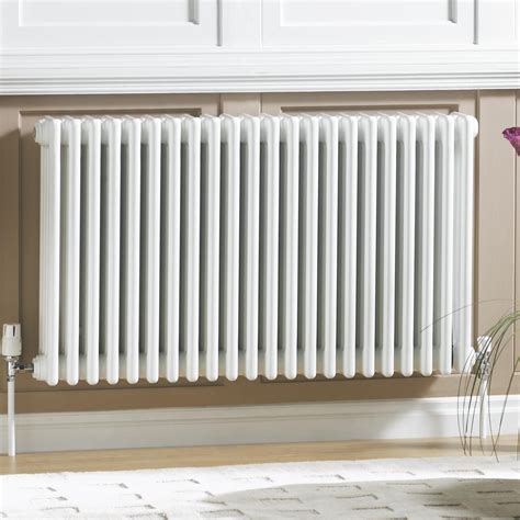 Acova 2 Column radiator, White (W)812mm (H)600mm | Departments | DIY at B&Q