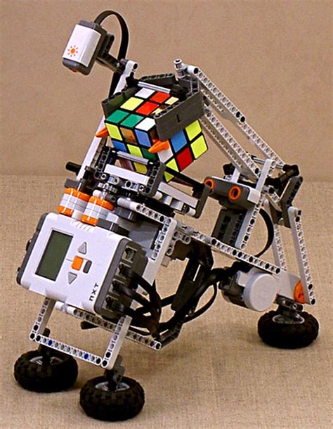 Make Rubik’s Cube-solving Robot with Lego Mindstorms Robotics Kit by ...