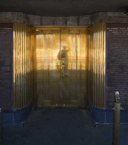 art deco gold doors | A nice set of Art Deco doors at the Ho… | Graeme Maclean | Flickr