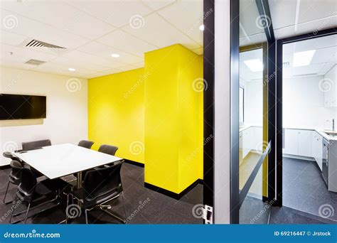 Meeting Room with Yellow Walls Hallway To Kitchen Stock Image - Image of lecture, center: 69216447
