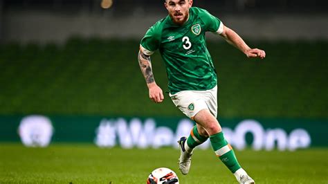 Swansea manager gives blunt reaction when asked about Ireland ace Ryan ...