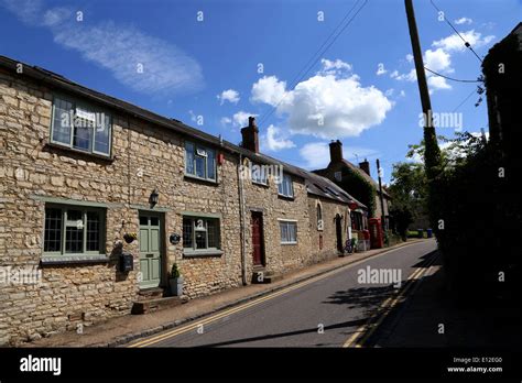 Silverstone village hi-res stock photography and images - Alamy