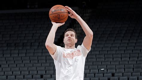 Jimmer Fredette is Grateful and Motivated by Second Chance in the NBA ...