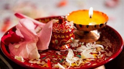 Karwa Chauth 2019 Puja Samagri: karva chauth samagri puja thali list ...