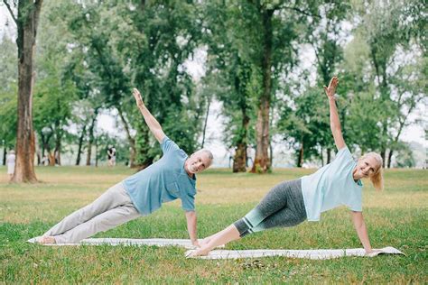 Yoga Poses To Help Seniors Improve Balance & Stability - Discovery Village