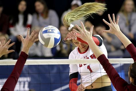 Utah volleyball hopes to survive first weekend of NCAA Tournament in Provo - Deseret News